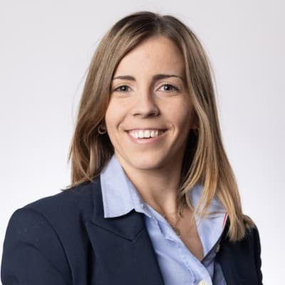 Profile photo of Zoey, Chemistry tutor at Wiingy 