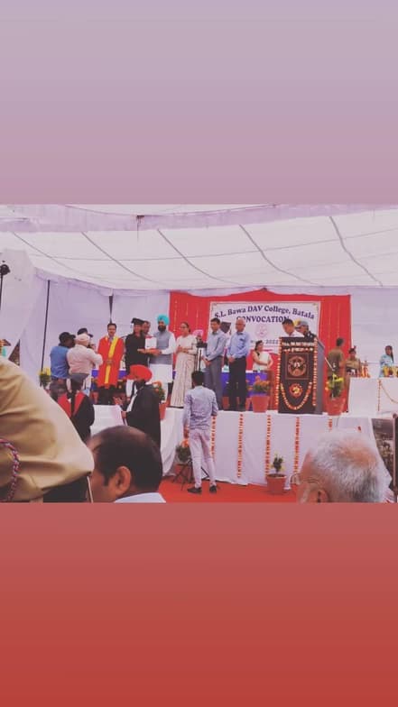 Graduation ceremony photo of Ashima 