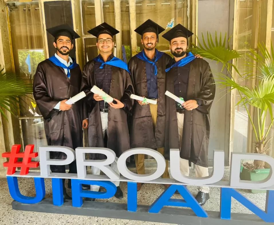 Graduation ceremony photo of Bharat