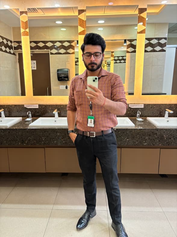 Travel snapshot of Anshuman during a trip