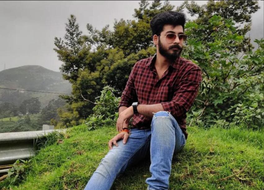 Travel snapshot of Anshuman during a trip