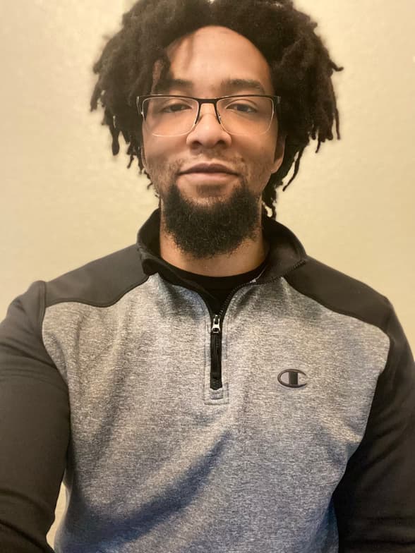 Profile photo of McKinley, Guitar tutor at Wiingy 