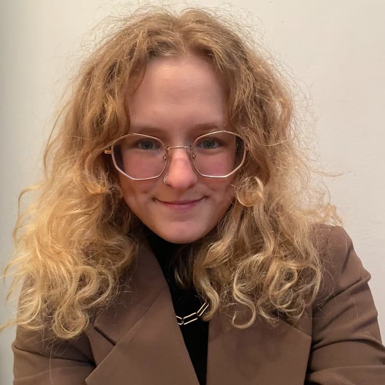 Profile photo of Tara, ESL tutor at Wiingy 