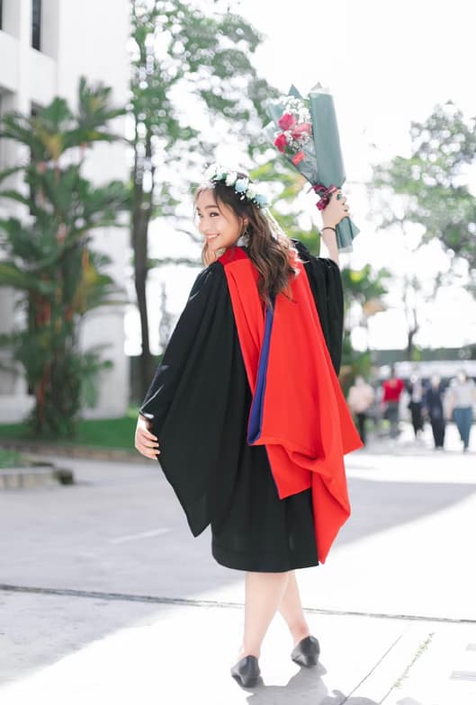 Graduation ceremony photo of Kylie  