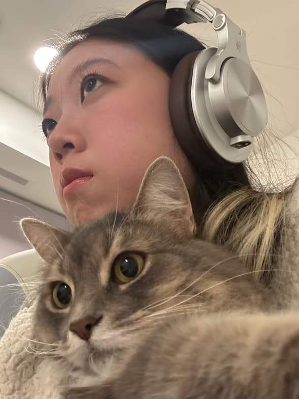 Profile photo of Monika, Piano tutor at Wiingy