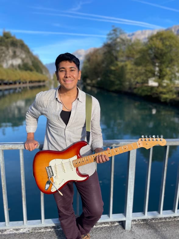 Profile photo of Dave, Guitar tutor at Wiingy 