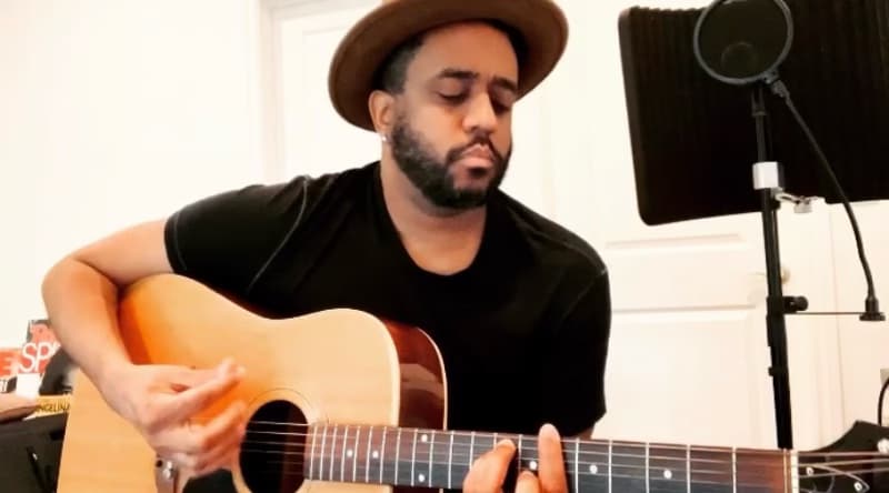 Casual photos of Jon, Wiingy tutor