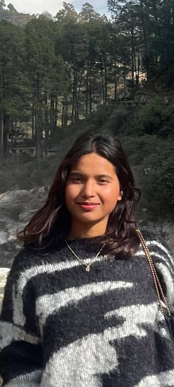 Profile photo of Anjali , Yoga tutor at Wiingy 