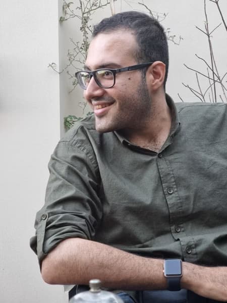 Profile photo of Farid, Singing tutor at Wiingy 