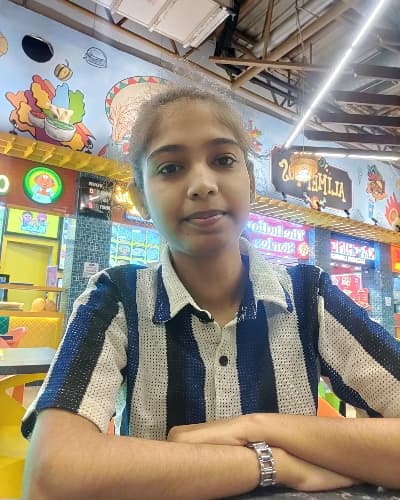 Profile photo of Mahi , Coding tutor at Wiingy 