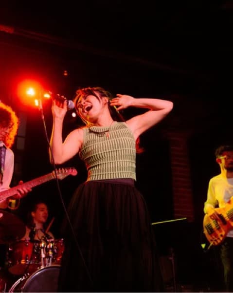 Profile photo of Mari, Singing tutor at Wiingy 