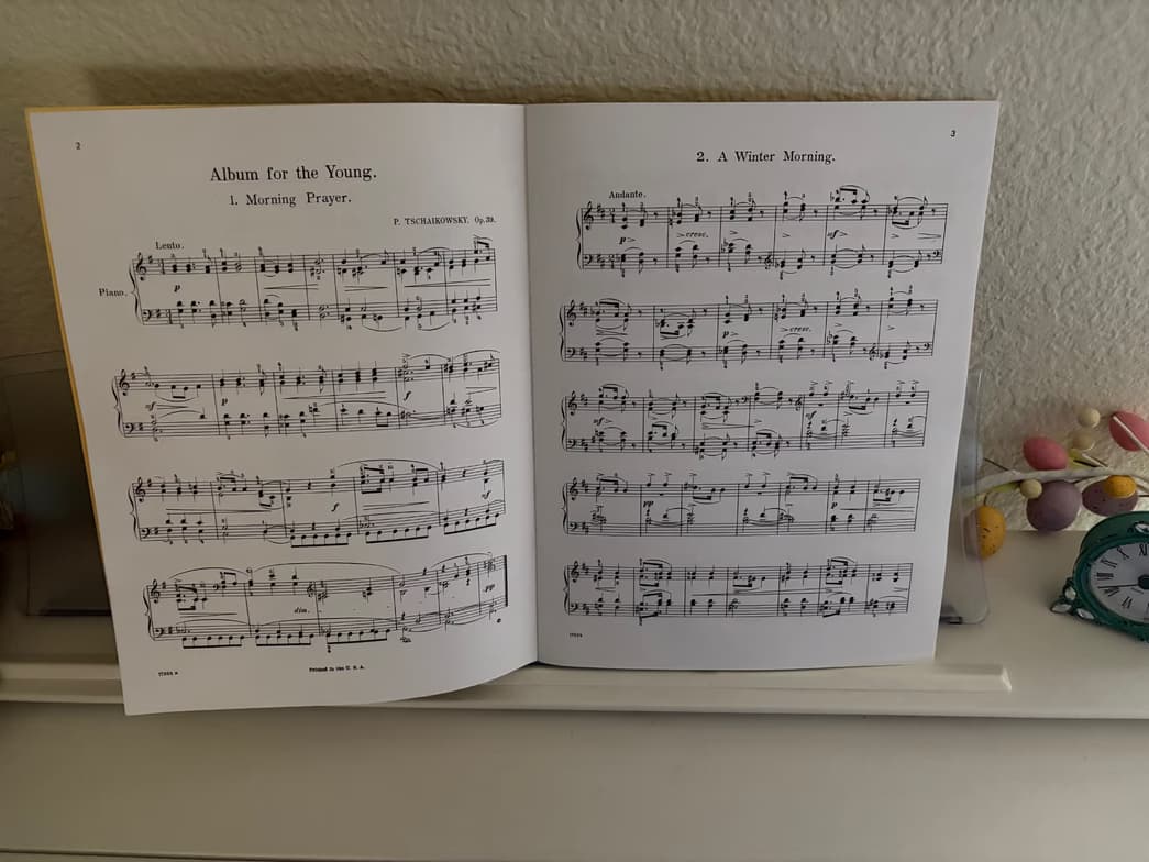 Singing learning materials by Lauren