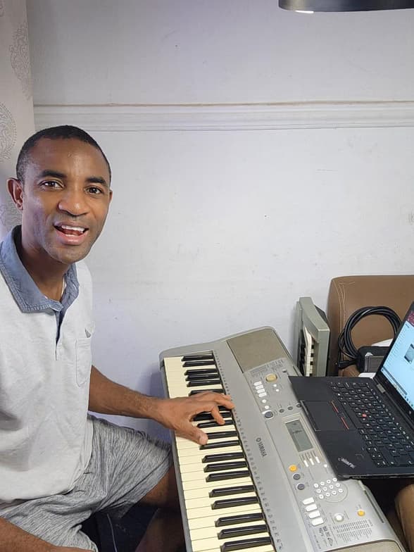 Singing learning materials by Daniel