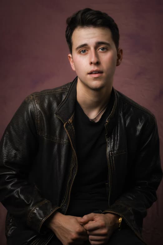 Profile photo of Henry, Singing tutor at Wiingy 