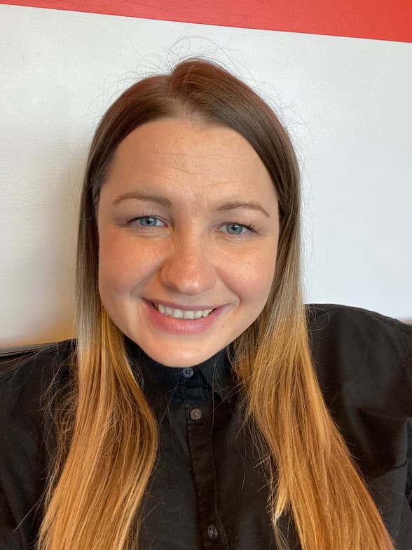 Profile photo of Inna, Piano tutor at Wiingy 