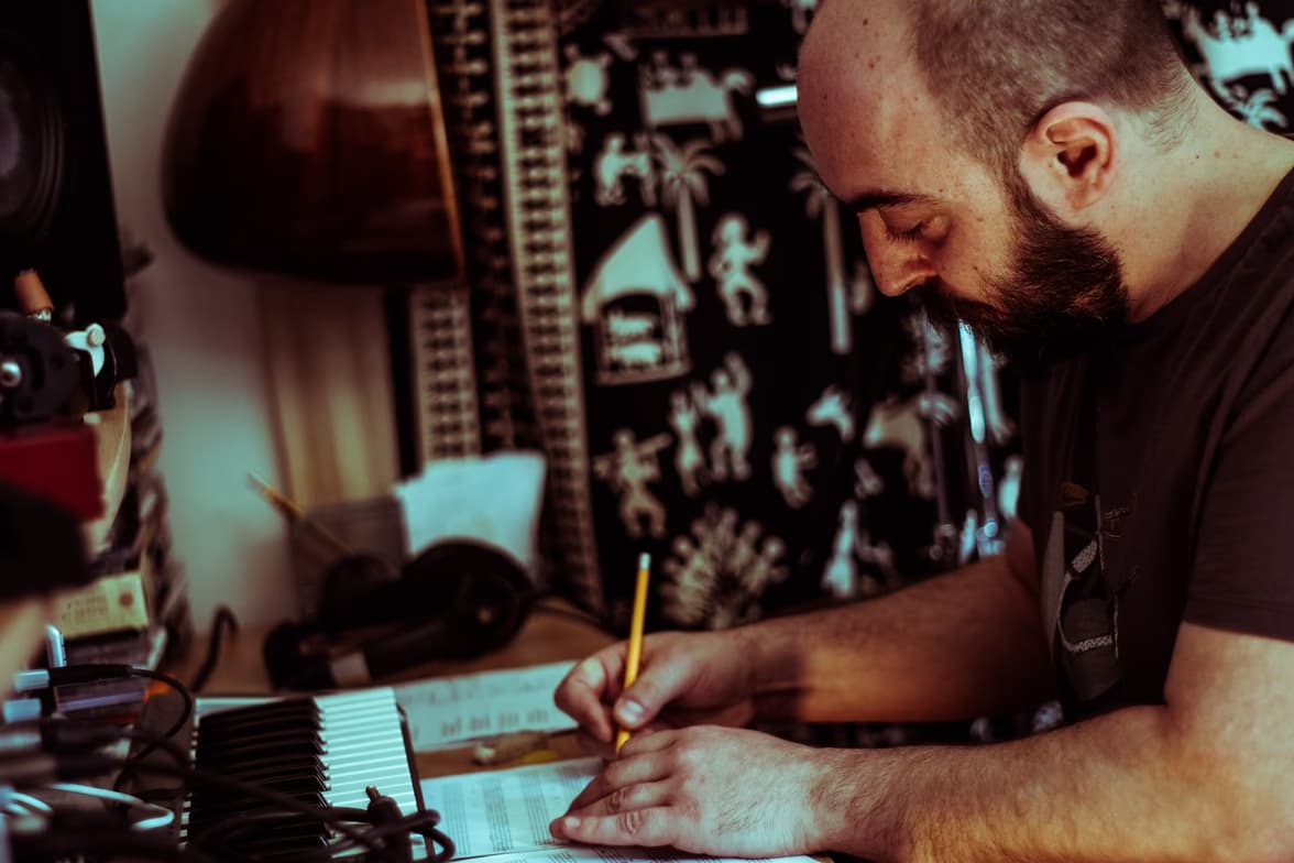 Profile photo of Vasilis, Guitar tutor at Wiingy 