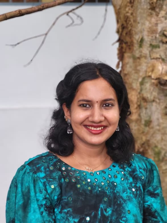Profile photo of Sreelakshmi, English tutor at Wiingy 