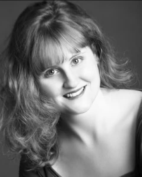 Profile photo of Laurie, Singing tutor at Wiingy 