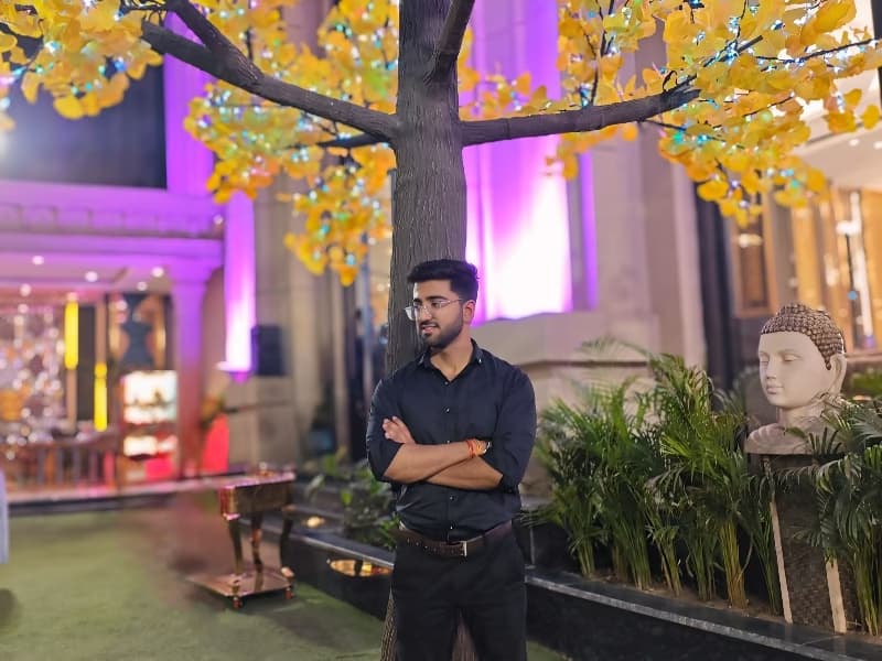 Profile photo of Varun, Chemistry tutor at Wiingy 