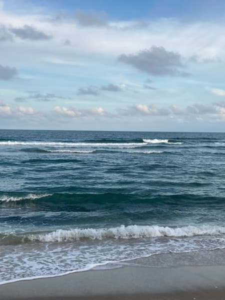 Travel snapshot of Laurie during a trip 