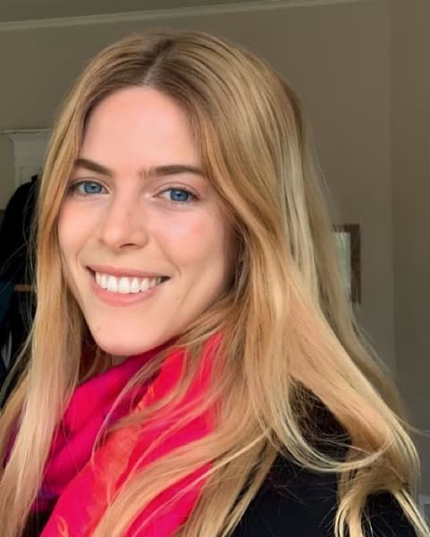 Profile photo of Jillian, Piano tutor at Wiingy 