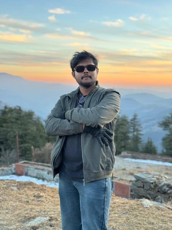 Travel snapshot of Shahryar during a trip 