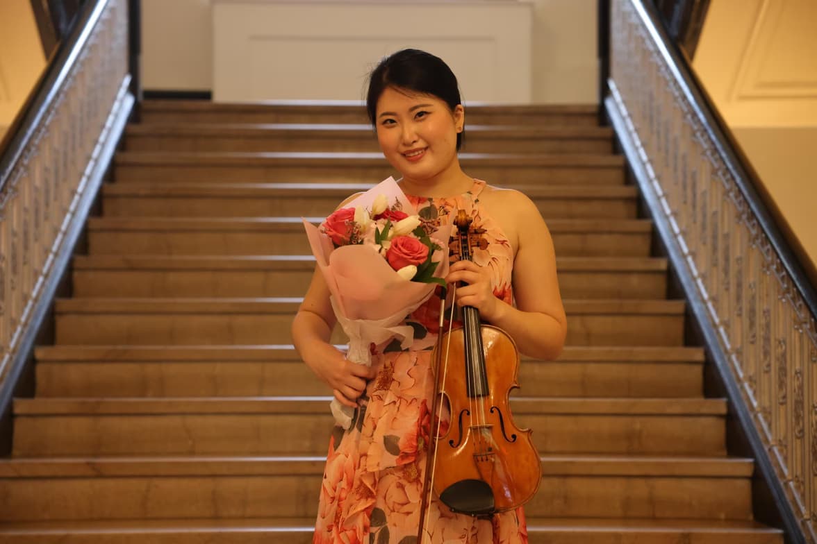 Graduation ceremony photo of Dayeon