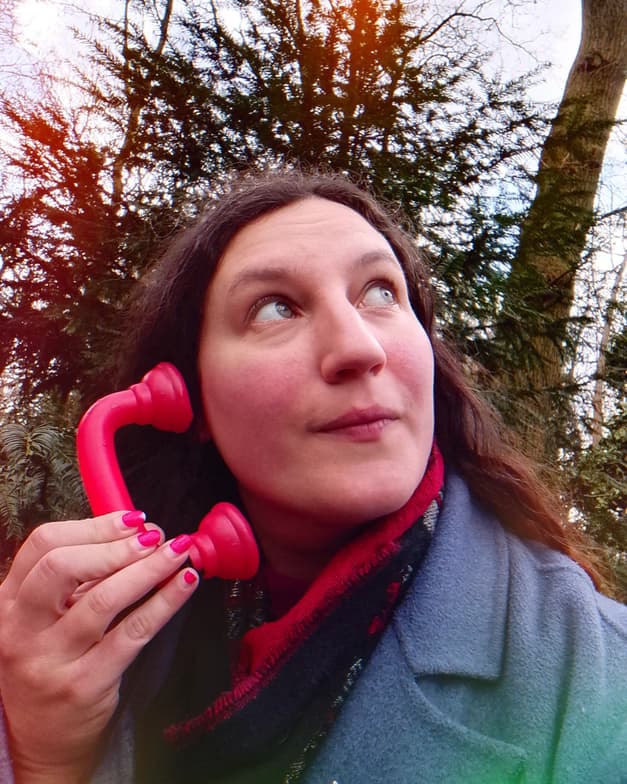 Travel snapshot of Kathy during a trip 