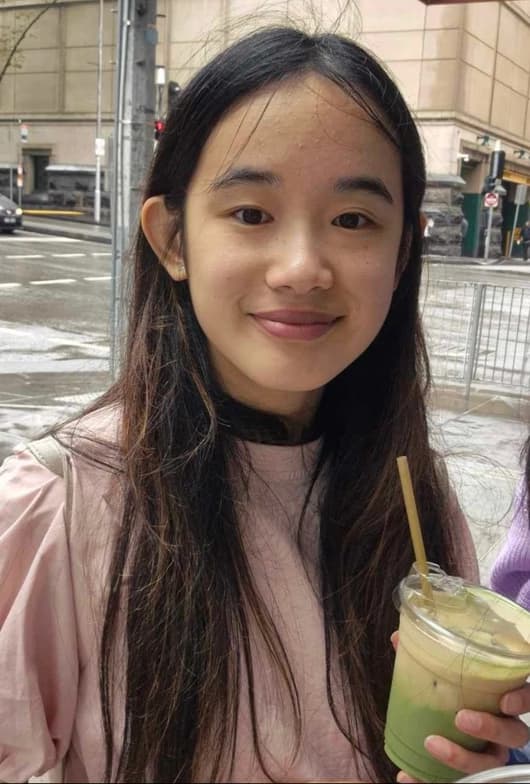 Travel snapshot of Olivia during a trip 