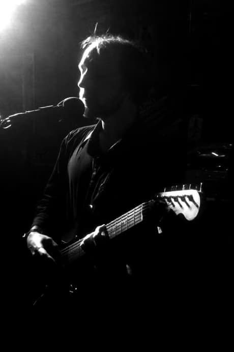 Profile photo of John, Guitar tutor at Wiingy 