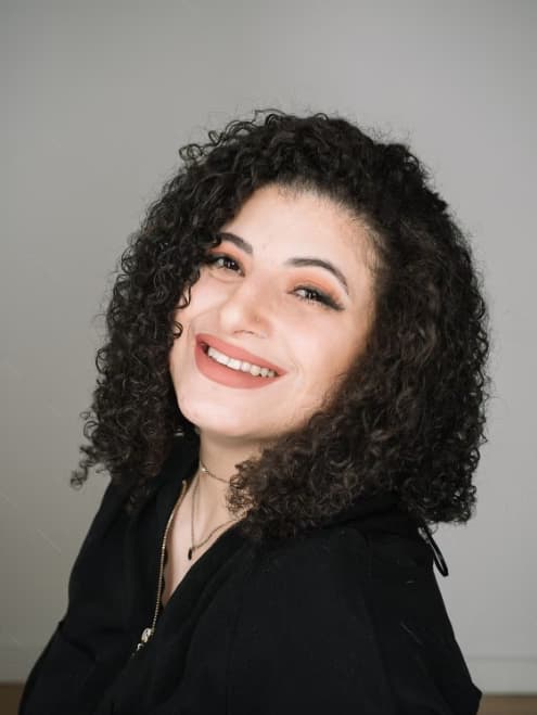 Profile photo of Salma, Singing tutor at Wiingy 