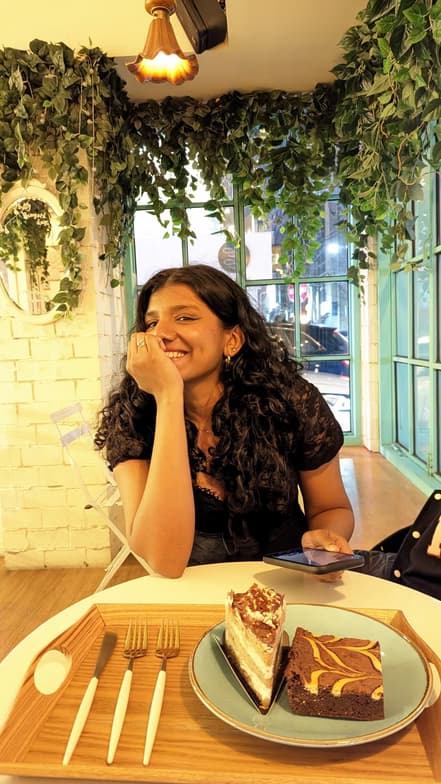 Travel snapshot of Namrita during a trip