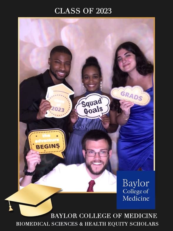 Graduation ceremony photo of Lea