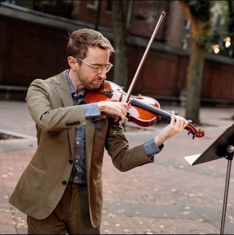 Profile photo of Brooks, Violin tutor at Wiingy 