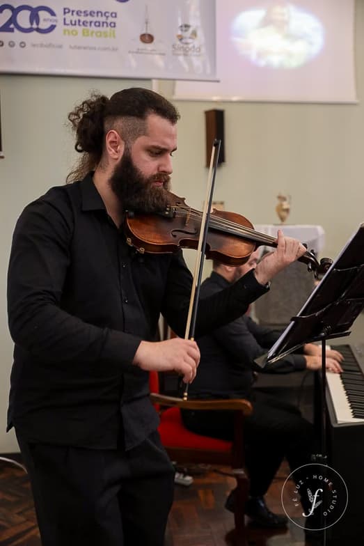 Casual photos of Victtor, Wiingy tutor 