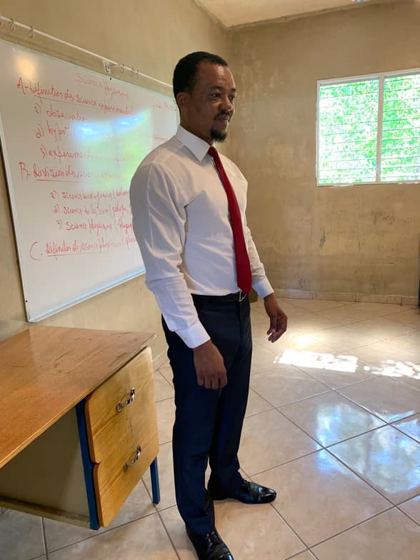 Casual photos of Romuald , Wiingy tutor 