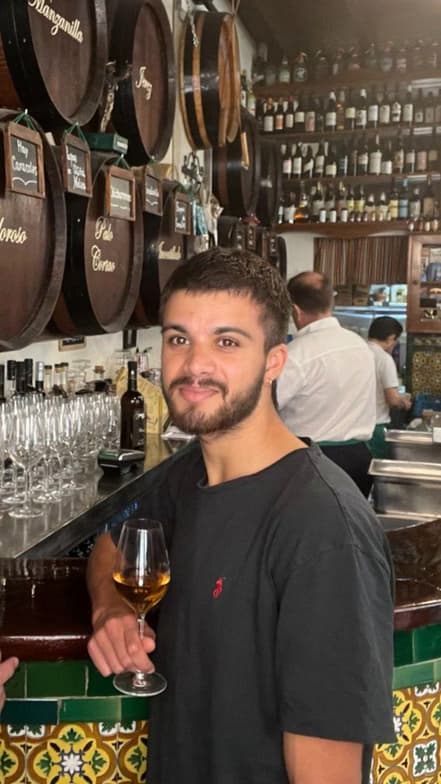 Profile photo of Matthew, English tutor at Wiingy 