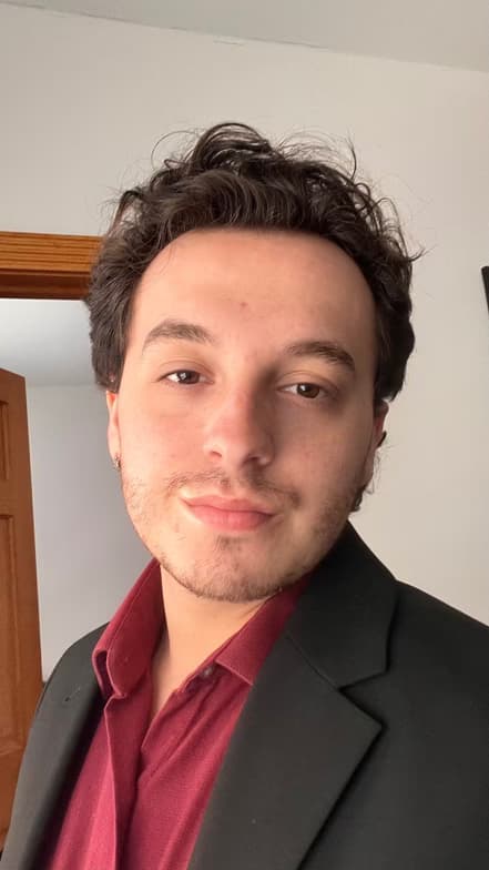 Profile photo of Nathan, Singing tutor at Wiingy