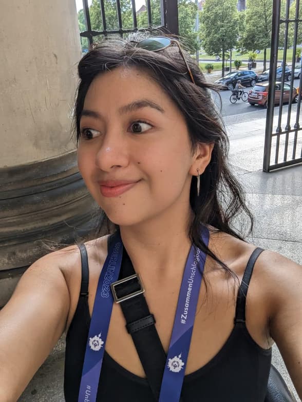 Travel snapshot of Fernanda during a trip 