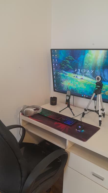 Spanish learning materials by Mariel