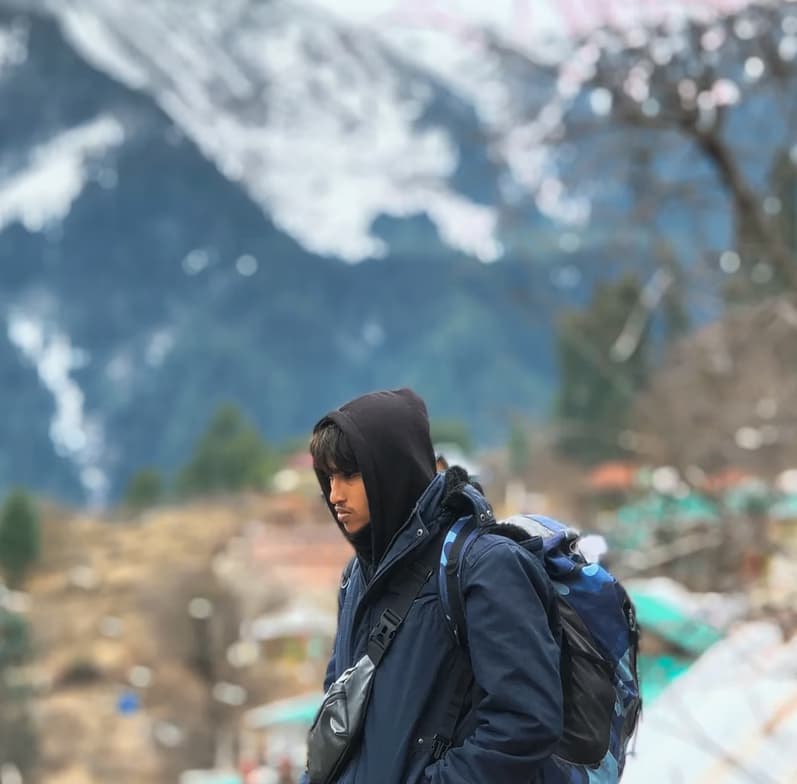 Travel snapshot of Navaneeth during a trip 