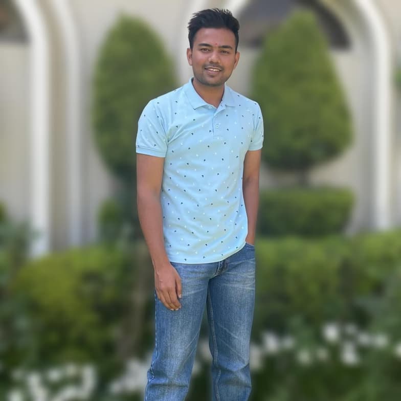 Profile photo of Himanshu, SAT tutor at Wiingy 