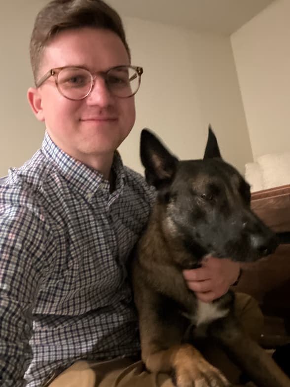 Profile photo of Nick, English tutor at Wiingy 