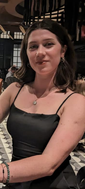 Profile photo of Georgia , English tutor at Wiingy 