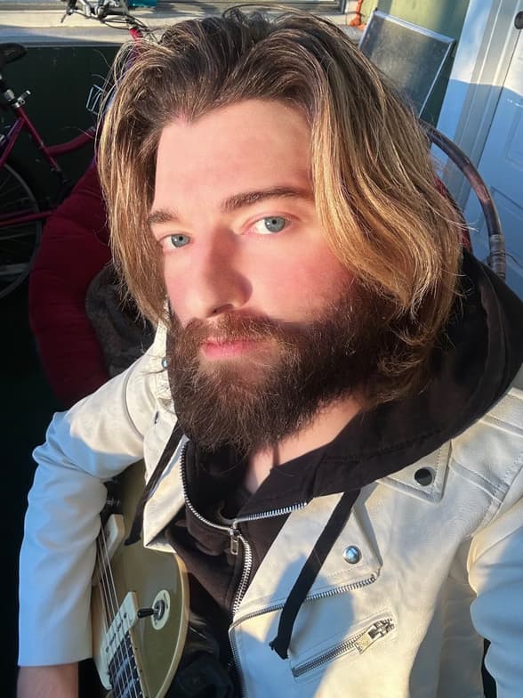 Profile photo of Jamie, Guitar tutor at Wiingy 