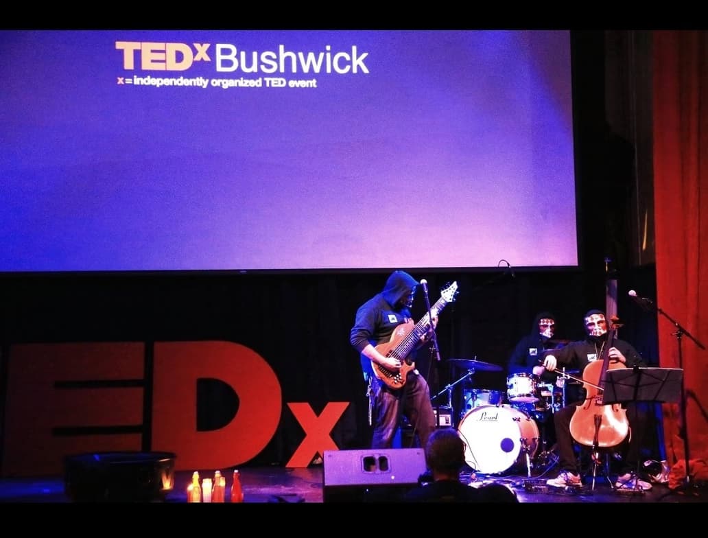 Graduation ceremony photo of Peat 