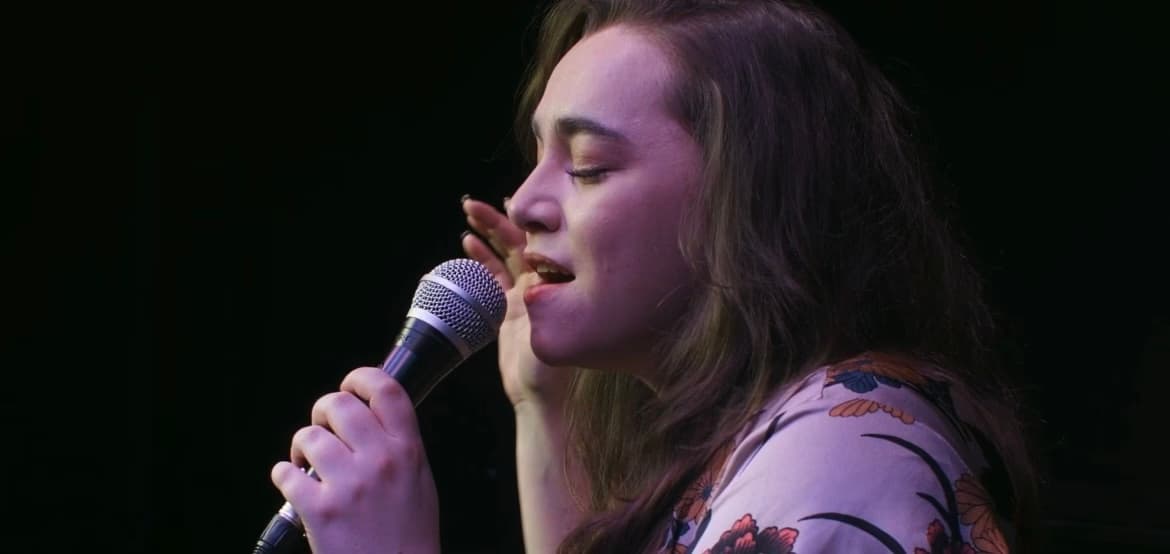 Casual photos of Emily, Wiingy tutor 