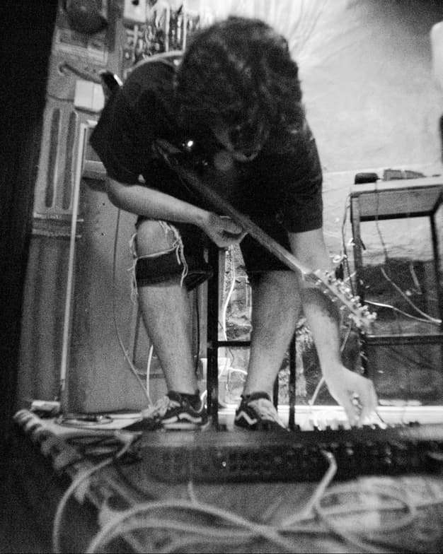 Profile photo of Arthur, Guitar tutor at Wiingy 