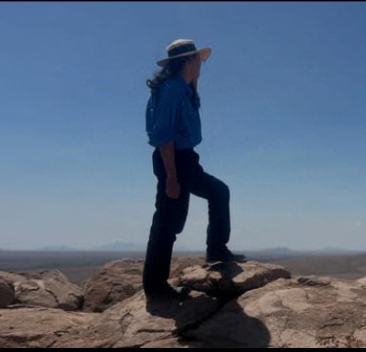 Travel snapshot of Qiang during a trip 