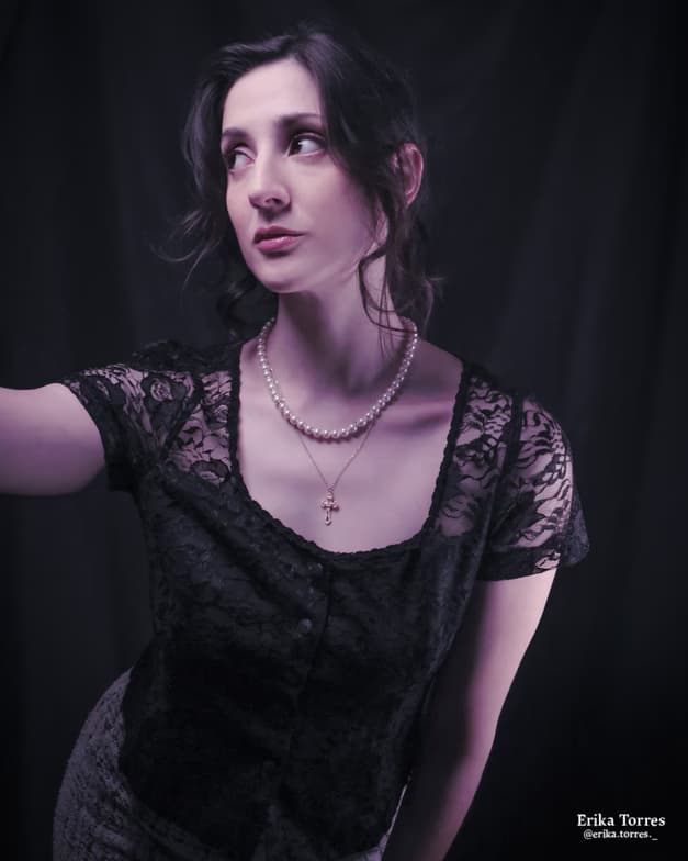Profile photo of Erika, Singing tutor at Wiingy 